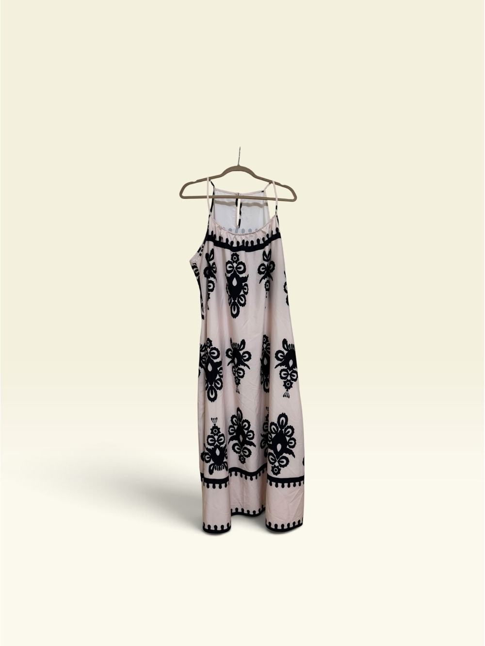 Shein Curve cream and Black Printed Maxi Dress Size 2XL